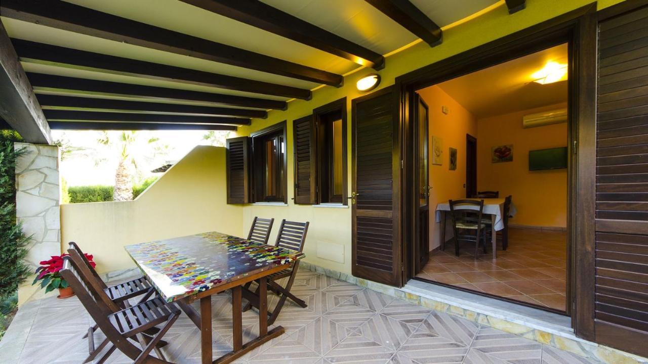 Residence Hydria Campofelice Di Roccella Exteriér fotografie